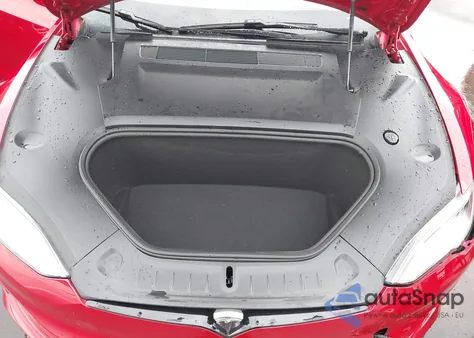 2022 Tesla Model S Plaid Tri Motor All-Wheel Drive z USA, uszkodzony, nr VIN 5YJSA1E61NF461712